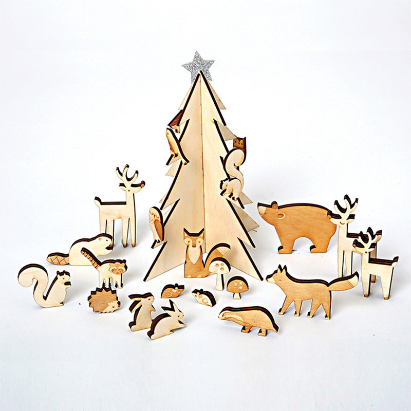 Adventskalender aus Holz "Wald"