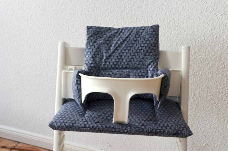 Beschichtetes Tripp Trapp Set"Blaue Blumen" – Bild 3