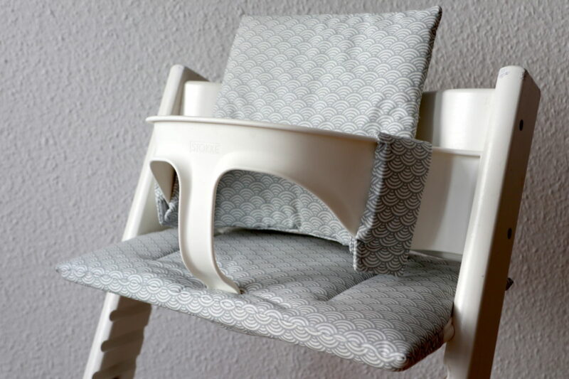 Beschichtetes   Tripp Trapp Set "Bögen Muschelmuster - Grau" – Bild 2