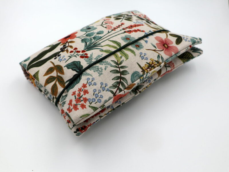 Windeltasche mit Namen "Wilder Garten"
