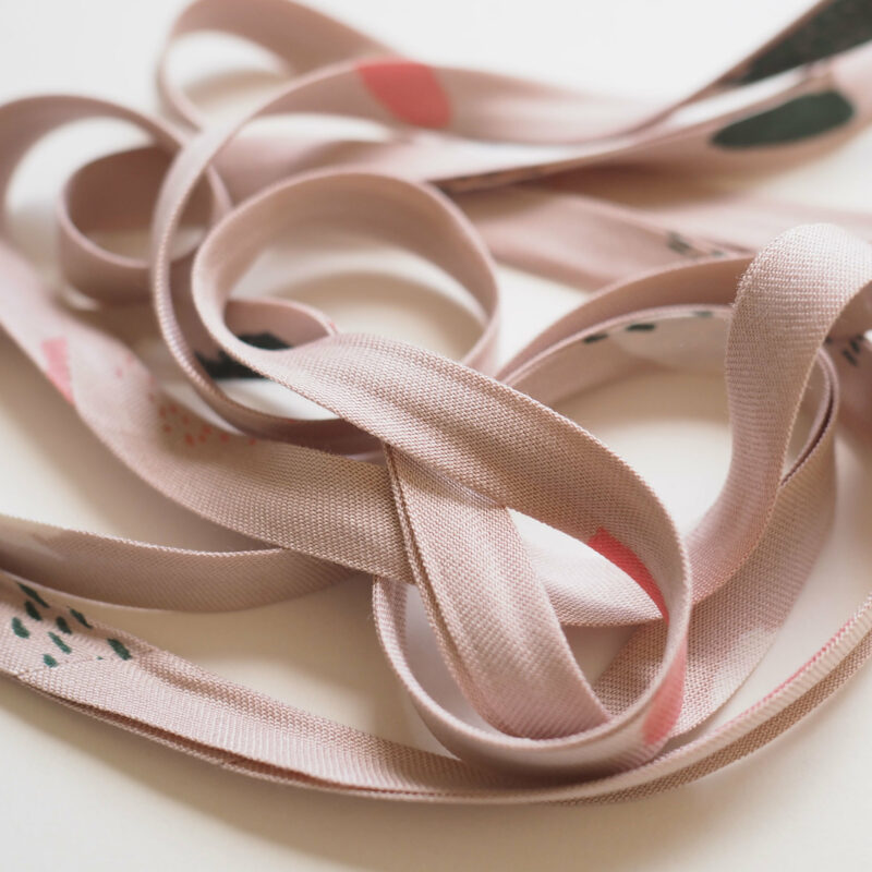 Atelier Brunette - Schrägband Moonstone pink