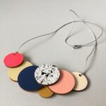 Frau Rasmusson - Kette (Bubbles - Blush pink / speckled mitTextilband)