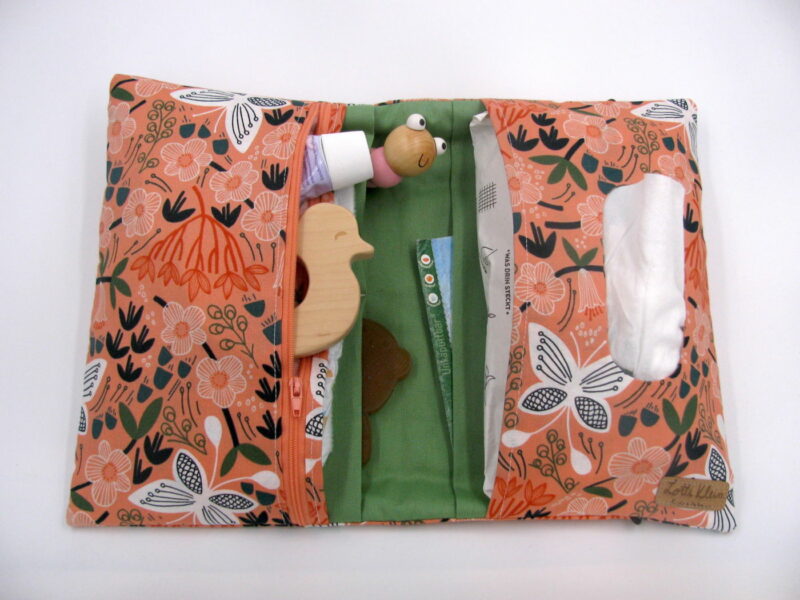 Windeltasche mit Namen "Alice Holte White" – Bild 3