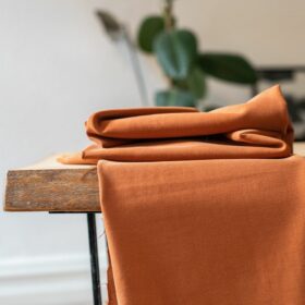 Meet Milk - Soft Stretch Twill with TENCEL™ fibers (Rust)