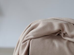 Meet Milk - Soft Lima Knit mit TENCEL™ Fasern (warm sand)