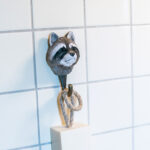 Handgeschnitzte Haken Waschbär