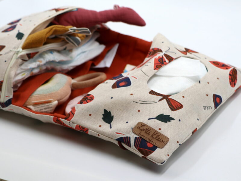 Windeltasche mit Namen  "Flutter" – Bild 2