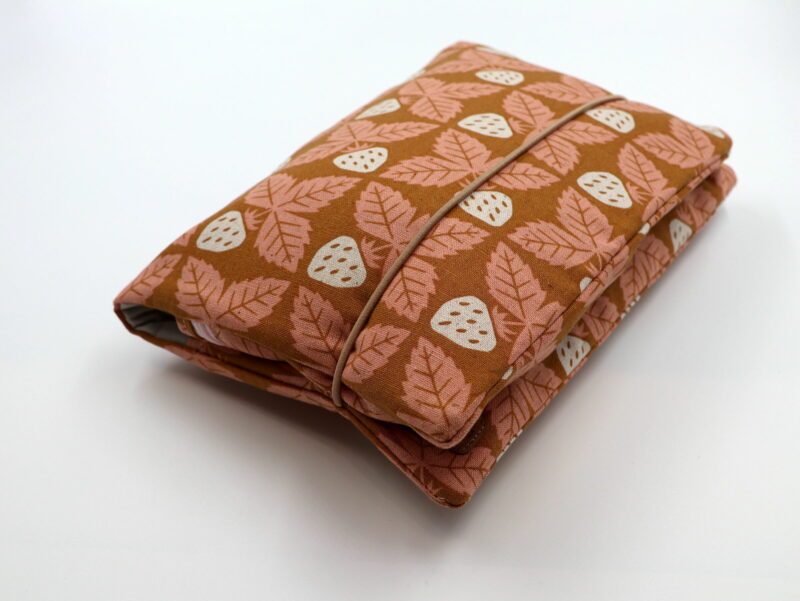 Windeltasche mit Namen "Strawberry" – Bild 5