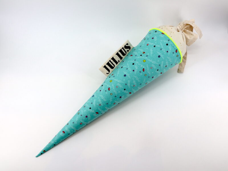 Schultüte "Planeten light teal" mit Namen – Bild 2