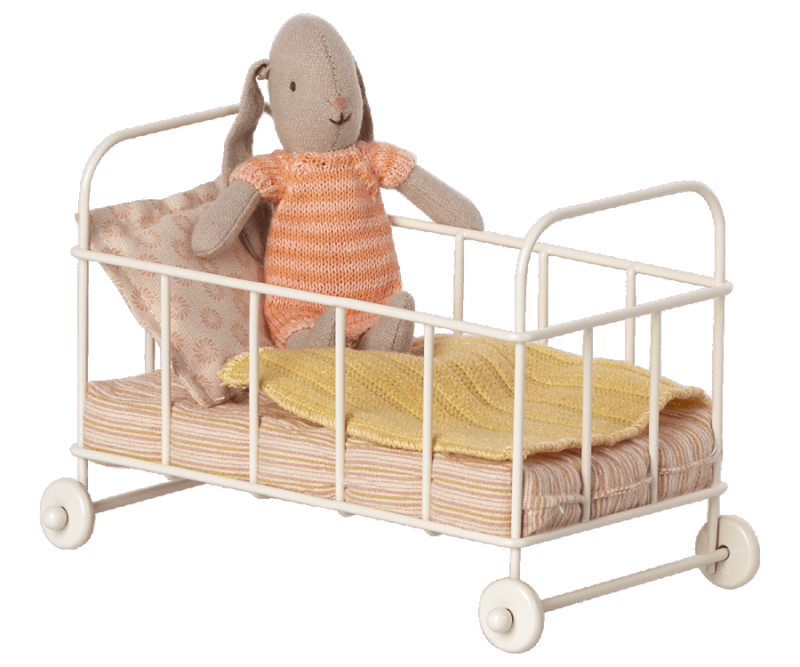 Für müde Mäuse – Nostalgisches Kinderbett - Rosa – Bild 2
