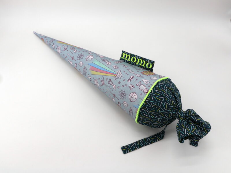 Schultüte "UFO" mit Namen – Bild 4
