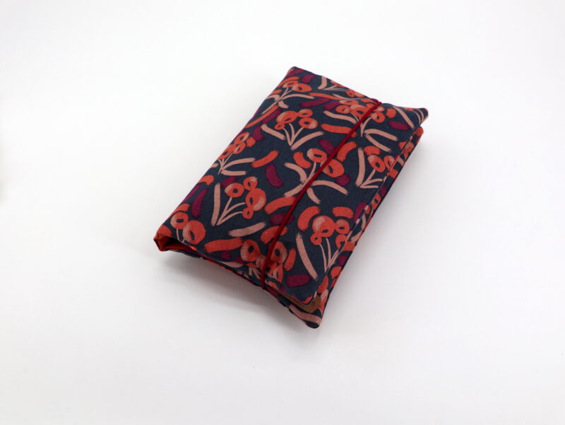 Windeltasche mit Namen "Luella – Blackberry Punch" – Bild 5