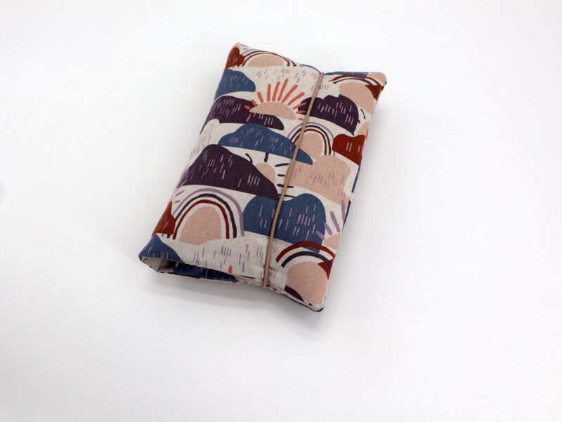 Windeltasche mit Namen "Dear Isla - Hilltop - Approaching Storm" – Bild 5
