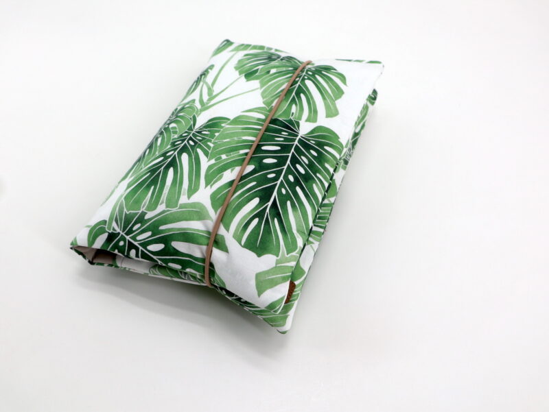 Windeltasche mit Namen "Modern Botanicals Monsteras" – Bild 7