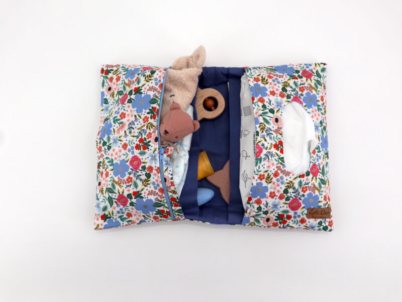 Windeltasche mit Namen "Primavera - Wild Rose" – Bild 5
