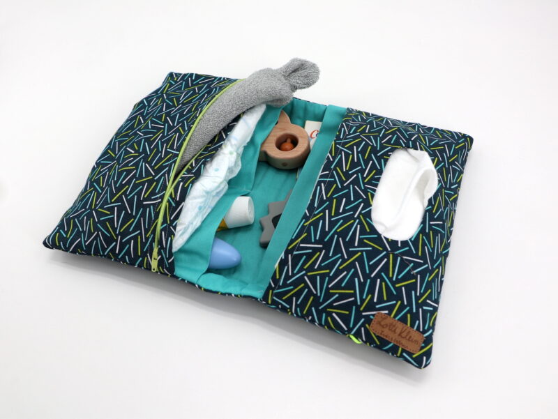 Windeltasche mit Namen "Pop! - Sprinkles River Blue" – Bild 3
