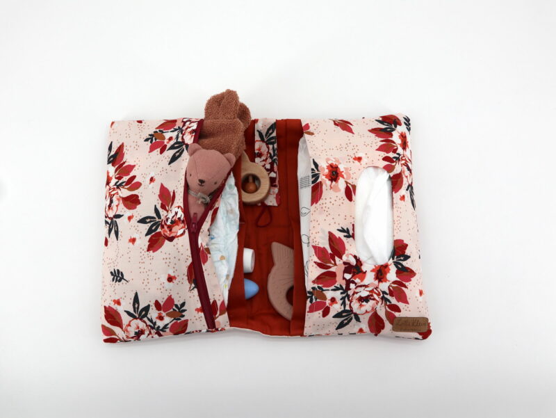 Windeltasche mit Namen "	Homebody - Togetherness At Heart" – Bild 4