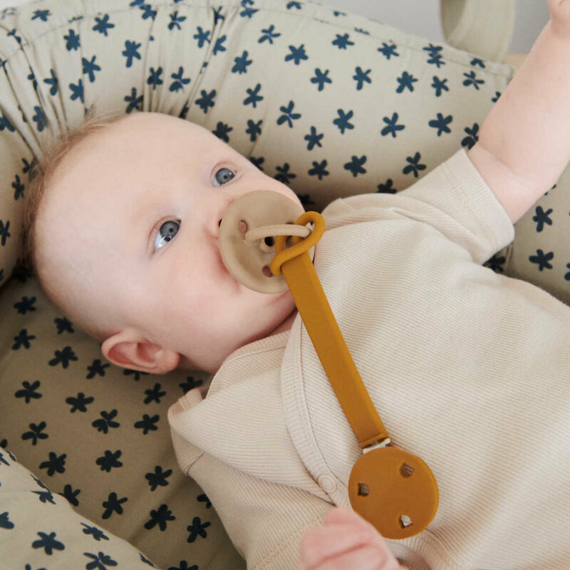 WILLOW PACIFIER STRAP 2 PACK GOLDEN CARAMEL/SANDY MIX