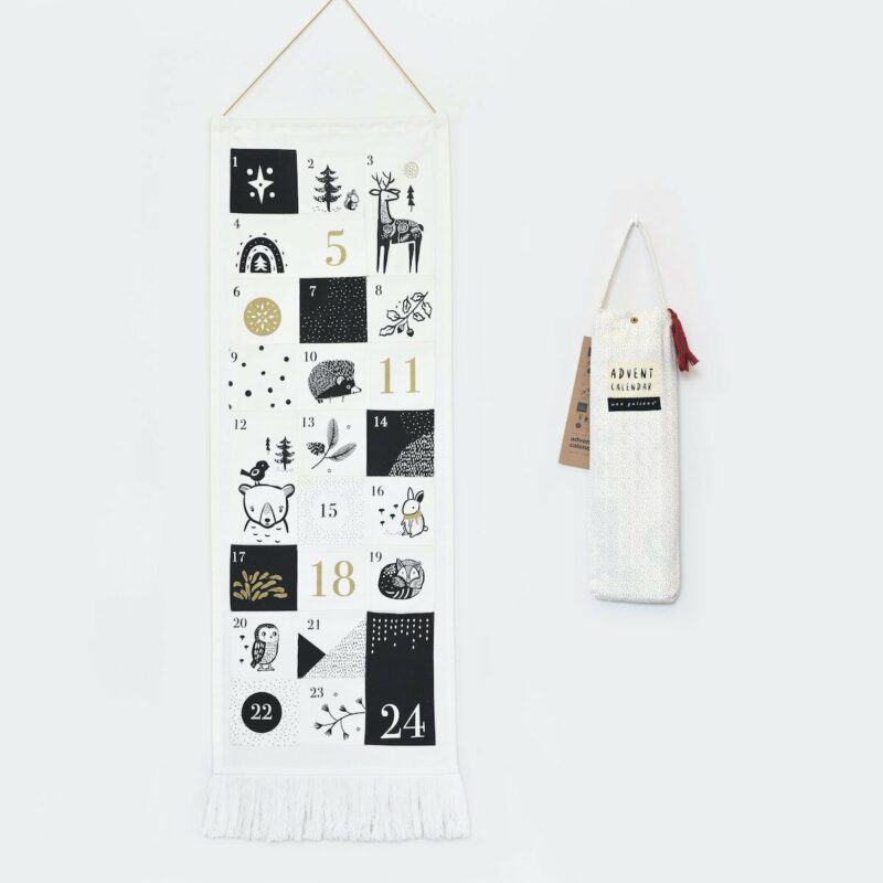 Adventskalender "Festive Friends Advent Calendar" - Weiß, Schwarz und Gold – Bild 2
