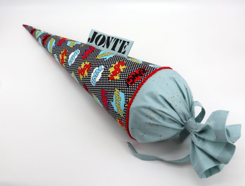 Schultüte "POW" mit Namen – Bild 5