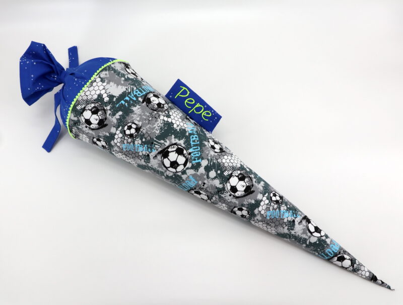 Schultüte "Soccertraum" mit Namen – Bild 2