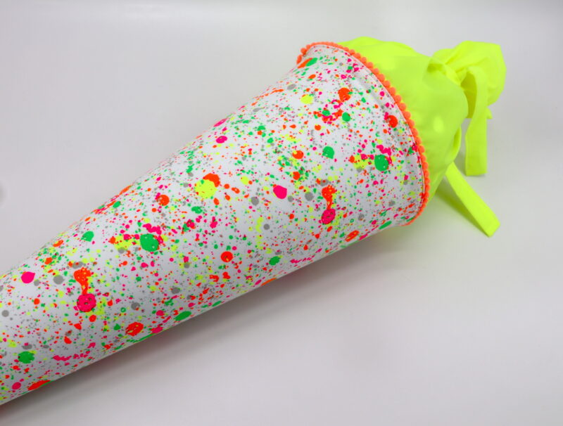 Schultüte "Neon Splatter Neon" mit Namen