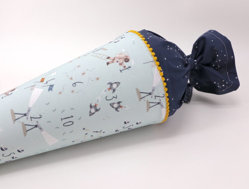 Schultüte "Numbers in Space" mit Namen