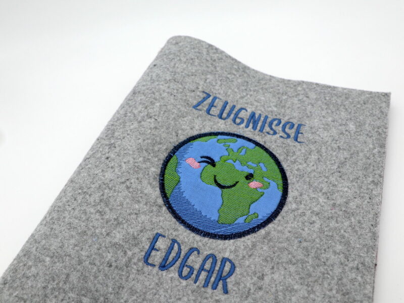 Personalisierte Zeugnismappe "Erde" mit Namen