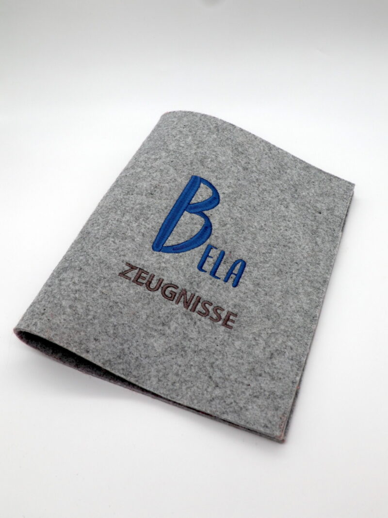 Personalisierte Zeugnismappe "Buchstabe" mit Namen – Bild 3