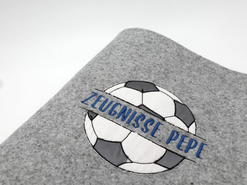 Personalisierte Zeugnismappe "Fußball" mit Namen – Bild 4