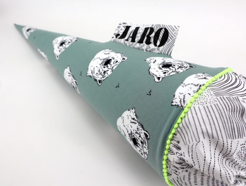 Schultüte "Polarbär" mit Namen – Bild 2