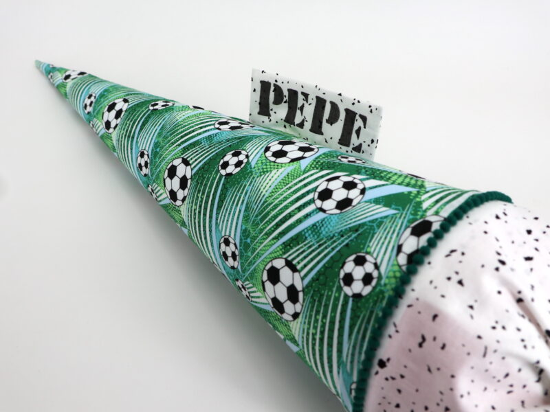 Schultüte "Fußball" mit Namen – Bild 6