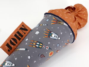 Schultüte "Raketen" mit Namen