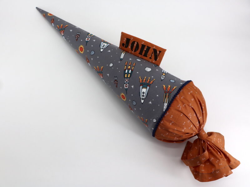 Schultüte "Raketen" mit Namen – Bild 5