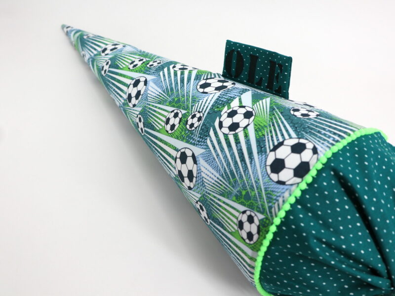 Schultüte "Fußball" mit Namen – Bild 5