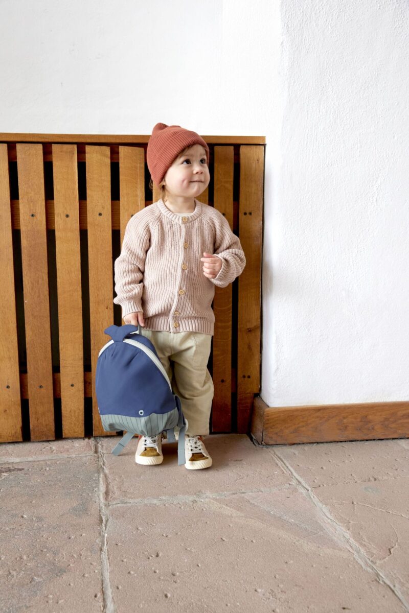 Kindergartenrucksack "Tiny Backpack" - Wal Dunkelblau – Bild 3