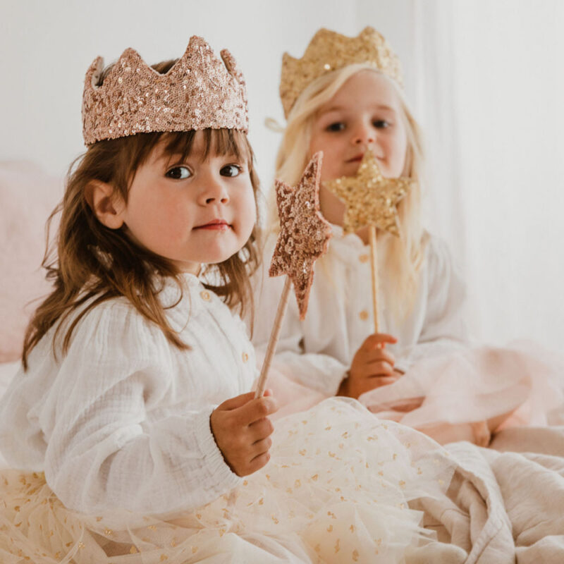 luciole-et-petit-pois-couronne-sequins-roses-7