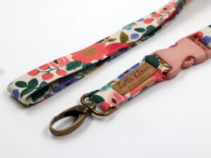 Schlüsselband "Vintage Blossom Cream"