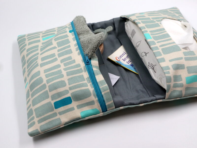 Windeltasche mit Namen "Nest" – Bild 3