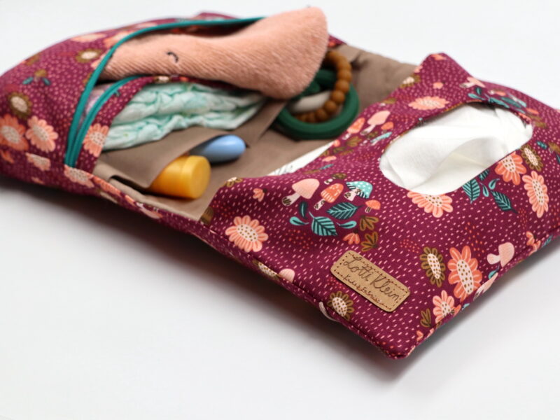 Windeltasche mit Namen "Fiona Floral" – Bild 4