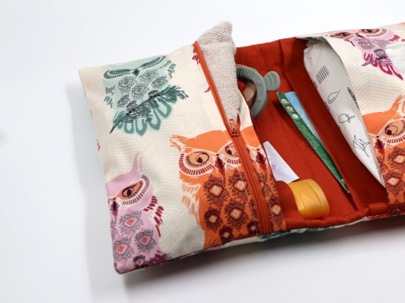 Windeltasche mit Namen "Bird of Night" – Bild 2