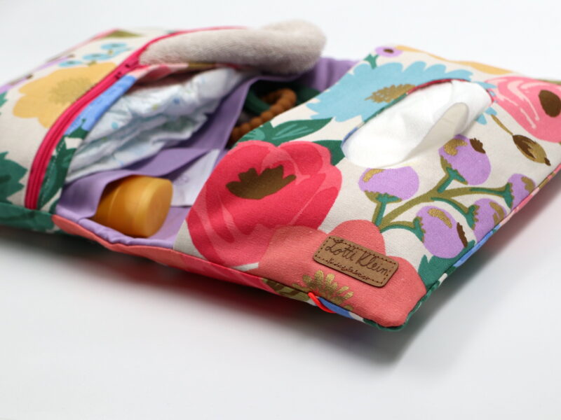 Windeltasche mit Namen "Vintage Blossom" – Bild 3