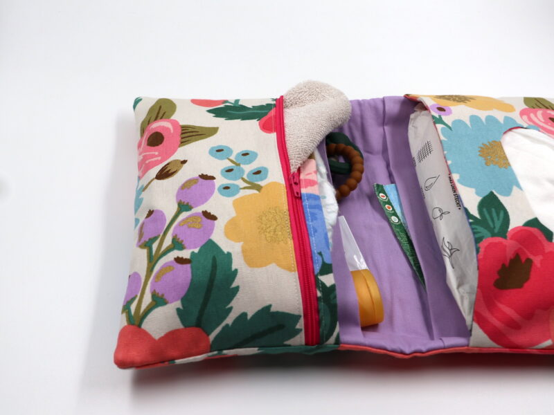 Windeltasche mit Namen "Vintage Blossom" – Bild 2