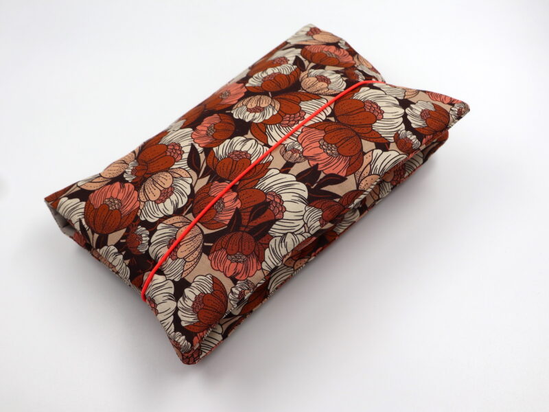 Windeltasche mit Namen "Wild Flora" – Bild 7