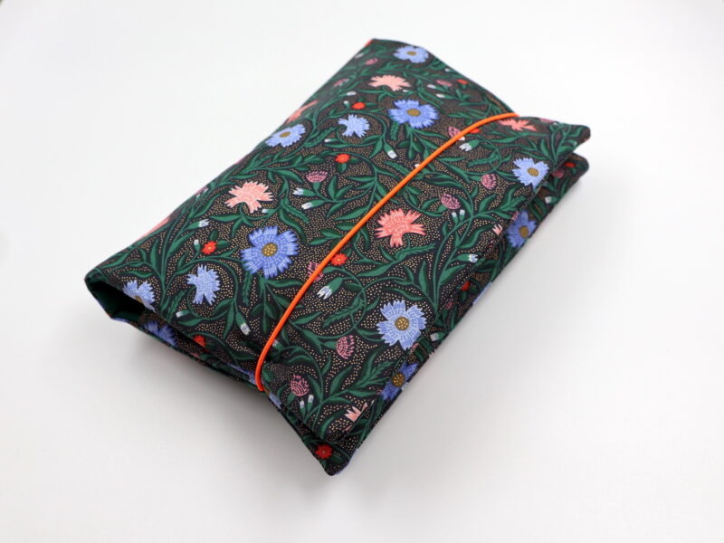 Windeltasche mit Namen "Aster Navy" – Bild 6