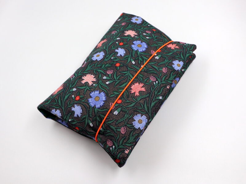 Windeltasche mit Namen "Aster Navy" – Bild 5