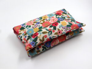 Windeltasche mit Namen "Vintage Blossom Cream"