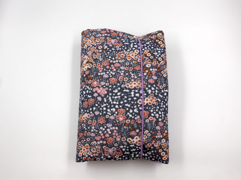 Windeltasche mit Namen "Flora Fields" – Bild 5