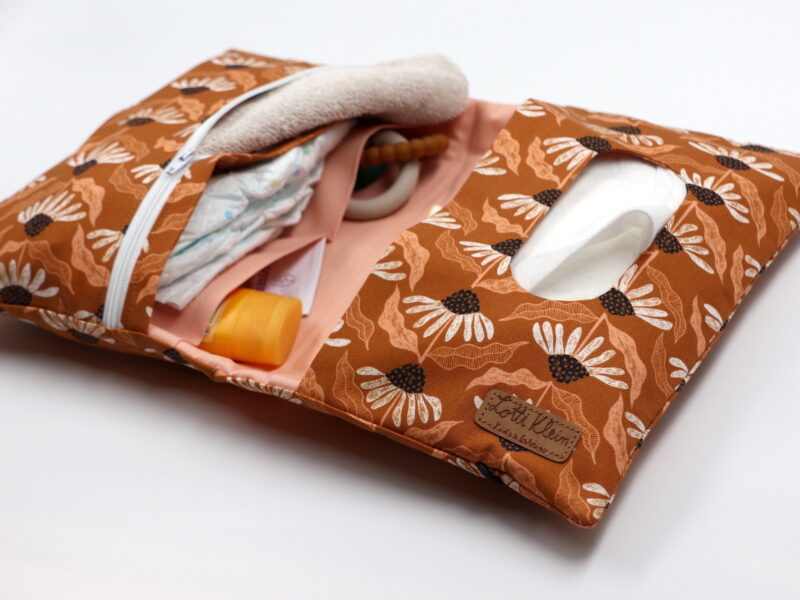 Windeltasche mit Namen "Idea Garden" – Bild 3