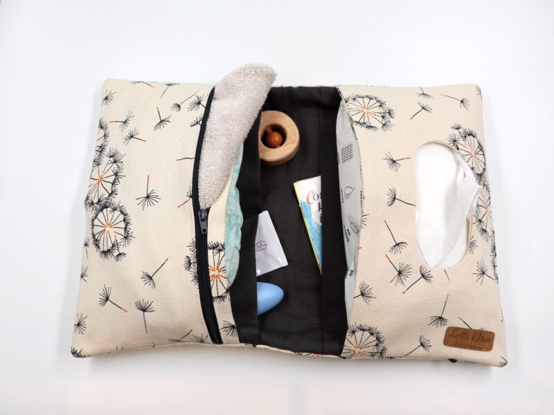 Windeltasche mit Namen "Tiny Dancer" – Bild 4